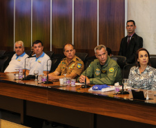 O Governador Carlos Massa Ratinho Junior acompanha nesta quarta-feira (4), o balanço das ações e dos atendimentos feitos durante a temporada Verão Maior 2019/2020, no Litoral e no Interior do Estado. Acompanhado do o secretário da Segurança Pública, Romulo Marinho, coordenador do Verão Maior.   Curitiba, 04/03/2020 - Foto: Geraldo Bubniak/AEN