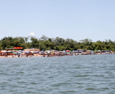 Ilhas, trilhas e praias cristalinas formam as belezas do Rio Paraná. Porto Rico - Foto: Ari Dias/AEN