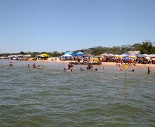 Ilhas, trilhas e praias cristalinas formam as belezas do Rio Paraná. Porto Rico - Foto: Ari Dias/AEN