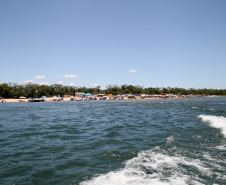 Ilhas, trilhas e praias cristalinas formam as belezas do Rio Paraná. Porto Rico - Foto: Ari Dias/AEN