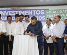 O governador Carlos Massa Ratinho Junior em reunião com prefeitos da AMSULPAR e visita as obras da ponte José Richa
Foto Gilson Abreu/Aen
