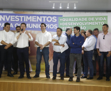O governador Carlos Massa Ratinho Junior em reunião com prefeitos da AMSULPAR e visita as obras da ponte José Richa
Foto Gilson Abreu/Aen
