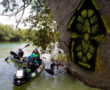 O Rio Paraná vai ganhar a Rota dos Pioneiros. O rio que dá nome ao Estado sempre foi uma importante rota de navegação. Ao longo dos séculos, indígenas, espanhóis, jesuítas, bandeirantes e migrantes de diferentes nacionalidades atravessaram as águas do Rio Paraná para encontrar em suas margens terras férteis para viver, explorar e conquistar.Foto: Divulgação/Rota 