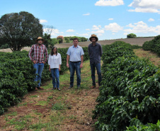 Lodo de esgoto beneficia pequenos agricultores no Paraná. Foto:Sanepar