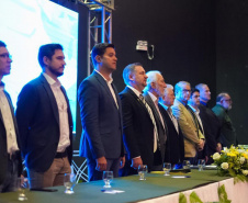 O vice-governador Darci Piana e o chefe da Casa Civil do Governo do Estado, Guto Silva, participaram na última quinta-feira (05) de uma audiência pública em São Mateus do Sul para ouvir as demandas e debater com lideranças locais alternativas de desenvolvimento para as regiões Sudeste e Centro-Sul do Paraná.Foto:AEN