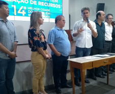 Prefeito Leonardo Paranhos na abertura dos trabalhos em Cascavel. Foto: Sanepar