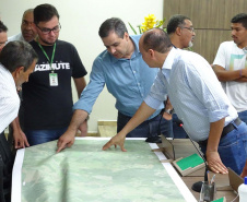 O projeto de pavimentação da rodovia PR-160, no trecho entre Imbaú e Reserva, foi apresentado para a população das duas cidades em audiências públicas nesta terça-feira (10), nas respectivas câmaras de vereadores. Os eventos foram promovidos pela Secretaria de Estado de Infraestrutura e Logística e o Departamento de Estrada