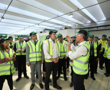 O Grupo Heineken confirmou novos investimentos no Paraná. Em cerimônia com o governador Carlos Massa Ratinho Junior, nesta quarta-feira (11), na sede da indústria, em Ponta Grossa, a cervejaria anunciou que vai destinar R$ 865 milhões até 2021 para a ampliação da produção da planta, concentrada em rótulos como Heineken e Amstel. Serão 600 novos empregos entre diretos e indiretos. O empreendimento tem o apoio do Governo do Estado por meio do Programa Paraná Competitivo.