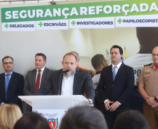 O governador Carlos Massa Ratinho Junior formaliza nesta quinta-feira (12) a convocação de aprovados do concurso de 2018 de escrivães da Polícia Civil do Paraná. N/F: Delegado Geral do Paraná Silvio Rockembach.

Curitiba, 12-03-20.
Foto: Arnaldo Alves / AEN.

