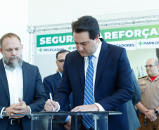 O governador Carlos Massa Ratinho Junior formaliza a convocação de aprovados do concurso de 2018 de escrivães da Polícia Civil do Paraná.