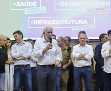 O Governo do Estado destina R$ 13,6 milhões para 21 municípios da Região Sudoeste do Paraná. Os recursos são para a execução de obras estruturantes e novos investimentos na área da saúde. O anúncio foi feito pelo vice-governador Darci Piana nesta sexta-feira (13), dentro da agenda de transferência da sede do governo para Francisco Beltrão.