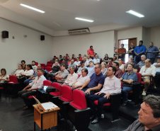 A Secretaria de Estado do Desenvolvimento Sustentável e do Turismo, em parceria com a Faep/Senar, promoveu nesta quinta e sexta-feira (12 e 13) mais uma rodada de eventos no Interior para apresentação do Programa Descomplica Rural e do ICMS Ecológico, nos municípios de Umuarama e Campo Mourão. Foto: Faep/SEDEST