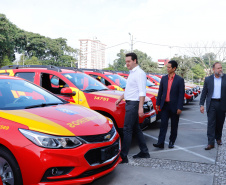 A entrega é parte de um amplo pacote de novos veículos, que atendem a Polícia Militar, a Polícia Civil e o Corpo de Bombeiros. Nesse momento, no entanto, eles vão apoiar ações em conjunto com a sociedade civil para conter a circulação do novo coronavírus (Covid-19).
