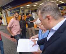 
Procon-PR notifica estabelecimentos por preços abusivos nas compras de álcool em gel e máscaras . Foto:SEJUF