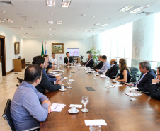 O Governador Carlos Massa Ratinho Junior recebe nesta quinta-feira (19),  representantes do Tribunal de Contas, Ministério Publico, Assembléia Legislativa e secretários de Estado para reunião de efeitos da Pandemia no Estado,  Curitiba, 19/03/2020 - Foto: Geraldo Bubniak/AEN