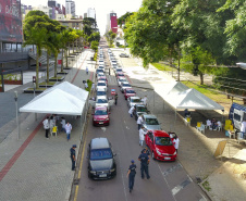 Vacinação contra a gripe começa em todo o Paraná_0333.JPG