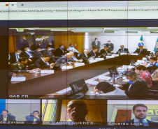 O Governo do Paraná solicitou nesta terça-feira (24) agilidade da Secretaria do Tesouro Nacional (STN) na liberação de empréstimos solicitados pelos Estados e já autorizados no Senado, e também propôs ao governo federal a ampliação do prazo para pagamentos de precatórios