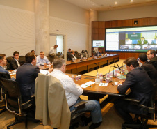 O Governo do Paraná solicitou nesta terça-feira (24) agilidade da Secretaria do Tesouro Nacional (STN) na liberação de empréstimos solicitados pelos Estados e já autorizados no Senado, e também propôs ao governo federal a ampliação do prazo para pagamentos de precatórios