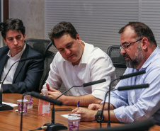 O Governador Carlos Massa Ratinho Junior participa nesta quarta-feira (25), de reunião em videoconferência do Fórum dos Governadores para discutir o combate ao Coronavirus.  Curitiba, 25/03/2020 - Foto: Geraldo Bubniak/AEN