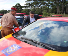 O Governador Carlos Massa Ratinho Junior entrega nesta sexta-feira (27/03),  118 viaturas para equipes da Policia Militar e Bombeiros  para auxiliar no combate a pandemia do novo coronavírus.  Curitiba, 27/03/2020 - Foto: Geraldo Bubniak/AEN