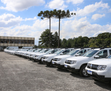O Governador Carlos Massa Ratinho Junior entrega nesta sexta-feira (27/03),  118 viaturas para equipes da Policia Militar e Bombeiros  para auxiliar no combate a pandemia do novo coronavírus.  Curitiba, 27/03/2020 - Foto: Geraldo Bubniak/AEN