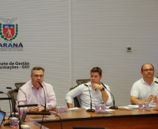  O secretário estadual de Saúde, Beto Preto, e o chefe da Casa Civil, Guto Silva, participaram nesta terça-feira (31), no Palácio Iguaçu, de uma videoconferência com secretários municipais de Saúde de 30 municípios das 22 regionais do Estado. Na pauta estiveram orientações gerais da administração estadual no combate ao novo coronavírus.Foto Gilson Abreu/AEN