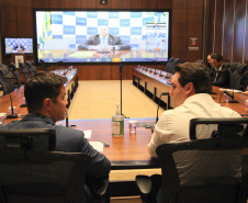 Governadores dos estados que forma o Consórcio de Integração Sul e Sudeste (Cosud) se reuniram nesta quinta-feira (02/04), por meio de videoconferência, para debater questões de saúde e impactos econômicos provocados pela pandemia do novo coronavírus.

Foto: Ari Dias/AEN