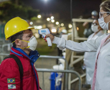 69 mil pessoas passaram por controle de saúde no porto de Paranaguá