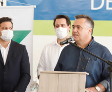 O Hospital Regional de Telêmaco Borba, nos Campos Gerais, vai entrar em funcionamento após uma espera de mais de dez anos. Para isso, o governador Carlos Massa Ratinho Junior assinou nesta terça-feira (14) um convênio com a Klabin e a prefeitura do município, permitindo que o complexo médico possa operar em até 45 dias.