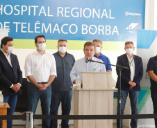 O Hospital Regional de Telêmaco Borba, nos Campos Gerais, vai entrar em funcionamento após uma espera de mais de dez anos. Para isso, o governador Carlos Massa Ratinho Junior assinou nesta terça-feira (14) um convênio com a Klabin e a prefeitura do município, permitindo que o complexo médico possa operar em até 45 dias.