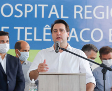 O Hospital Regional de Telêmaco Borba, nos Campos Gerais, vai entrar em funcionamento após uma espera de mais de dez anos. Para isso, o governador Carlos Massa Ratinho Junior assinou nesta terça-feira (14) um convênio com a Klabin e a prefeitura do município, permitindo que o complexo médico possa operar em até 45 dias.