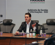 O Governo do Estado prepara um plano de ação projetando a retomada econômica do Paraná após a crise instalada com a pandemia de coronavírus. Em reunião por videoconferência com lideranças do setor produtivo que formam o chamado G7, o governador Carlos Massa Ratinho Junior informou nesta segunda-feira (20) que um comitê de trabalho foi criado para propor estratégias que busquem acelerar o processo de recuperação. O grupo, destacou Ratinho Junior, será liderado pelo vice-governador Darci Piana.