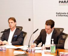 O governador Carlos Massa Ratinho Junior assinou um protocolo de intenções do Governo do Estado com a Companhia de Saneamento do Paraná (Sanepar), a Itaipu Binacional e o Parque Tecnológico Itaipu (PTI) para ampliar a qualidade ambiental nas bacias da região lindeira e a vida útil do Lago de Itaipu. O documento também estabelece o compartilhamento de dados e tecnologia para segurança de barragens e tratamento de efluentes e esgoto.
