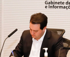 O governador Carlos Massa Ratinho Junior assinou um protocolo de intenções do Governo do Estado com a Companhia de Saneamento do Paraná (Sanepar), a Itaipu Binacional e o Parque Tecnológico Itaipu (PTI) para ampliar a qualidade ambiental nas bacias da região lindeira e a vida útil do Lago de Itaipu. O documento também estabelece o compartilhamento de dados e tecnologia para segurança de barragens e tratamento de efluentes e esgoto.