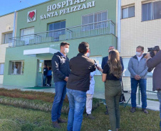 O chefe da Casa Civil do Governo do Estado, Guto Silva, e o diretor-geral da Secretaria estadual da Saúde, Nestor Werner Junior, no início desta semana hospitais do Sudoeste que terão expansão de leitos para o atendimento de pacientes com Covid-19. Foto: Casa Civil