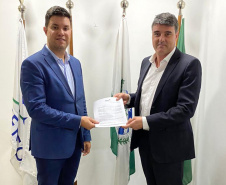 Entre as prioridades econômicas está a suspensão dos pagamentos da dívida do Estado com a União, a revisão do plano de pagamento de precatórios, o seguro contra a queda do ICMS, o fim dos fundos dos Poderes com retorno do superávit financeiro e a compensação previdenciária