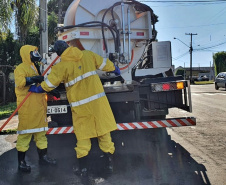 Sanepar repete desinfecção do entorno de hospitais de Londrina nesta sexta (24). Foto: Sanepar