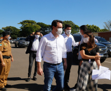 O governador Carlos Massa Ratinho Junior confirmou nesta sexta-feira (24) a contratação de 108 novos leitos para o Hospital Universitário de Maringá. O investimento é de R$ 15,3 milhões, sendo R$ 7,8 milhões para custeio para os próximos seis meses e R$ 7,5 milhões em equipamentos, mobília e insumos médicos.Foto: Gilson Abreu/AEN