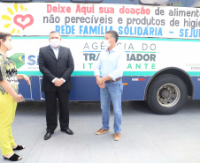 Ônibus da Agência do Trabalhador arrecada donativos. Foto:SEJUF