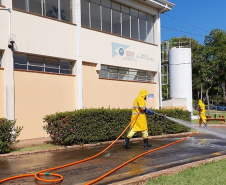 Desinfecção em asilos e hospitais combate coronavírus no Paraná. Foto: Sanrpar