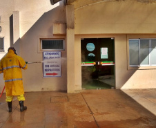 Desinfecção em asilos e hospitais combate coronavírus no Paraná. Foto: Sanrpar