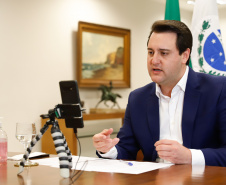 O governador Carlos Massa Ratinho Junior destacou nesta quarta-feira (6) que a união entre os três poderes e o Ministério Público tem sido fator fundamental no combate ao novo coronavírus no Paraná. Ele disse que essa integração será primordial para enfrentar o instante posterior da pandemia, para atender os mais vulneráveis, o setor privado e aqueles que perderam seus empregos.