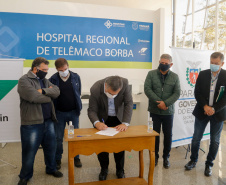 26/05/2020 - Secretário da Saúde Beto Preto vistoria a finalização da obra do Hospital Regional de Telêmaco Borba.
Foto Gilson Abreu/AEN