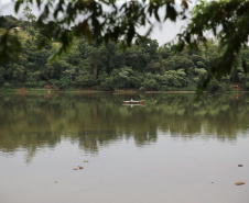 A iniciativa visa proteger as espécies de peixes, em especial as existentes nos corpos hídricos afetados pela seca. O retorno será permitido quando os rios atingirem a cota hídrica para dispersão de cardumes e navegabilidade. Foto: Geraldo Bubniak/AEN