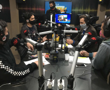 Estreia de Aula Show tem participação especial de humoristas. Foto:SEED