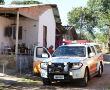 Defesa Civil faz entrega de cestas básicas na cidade de Agudos do Sul. Foto: Ari Dias/AEN