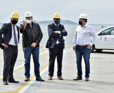 Nesta segunda-feira (01), o superintendente estadual dos Correios no Paraná, Paulo Cezar Kremer dos Santos, visitou o Terminal de Contêineres de Paranaguá (TCP) e se reuniu com o presidente da Portos do Paraná, Luiz Fernando Garcia. Foto: Claudio Neves/Portos do Paraná