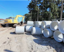 Obras Paranacidade Pavimentação da Av Rui Barbosa  - Sao José dos Pinhais-  28/05/2020 - Foto: Geraldo Bubniak/AEN