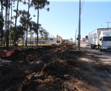 Obras Paranacidade Pavimentação da Av Rui Barbosa  - Sao José dos Pinhais-  28/05/2020 - Foto: Geraldo Bubniak/AEN