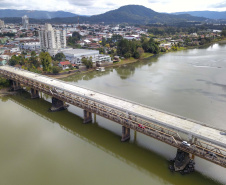 Nova ponte viabiliza importante eixo de crescimento de União da Vitória. Foto: José Fernando Ogura/AEN
